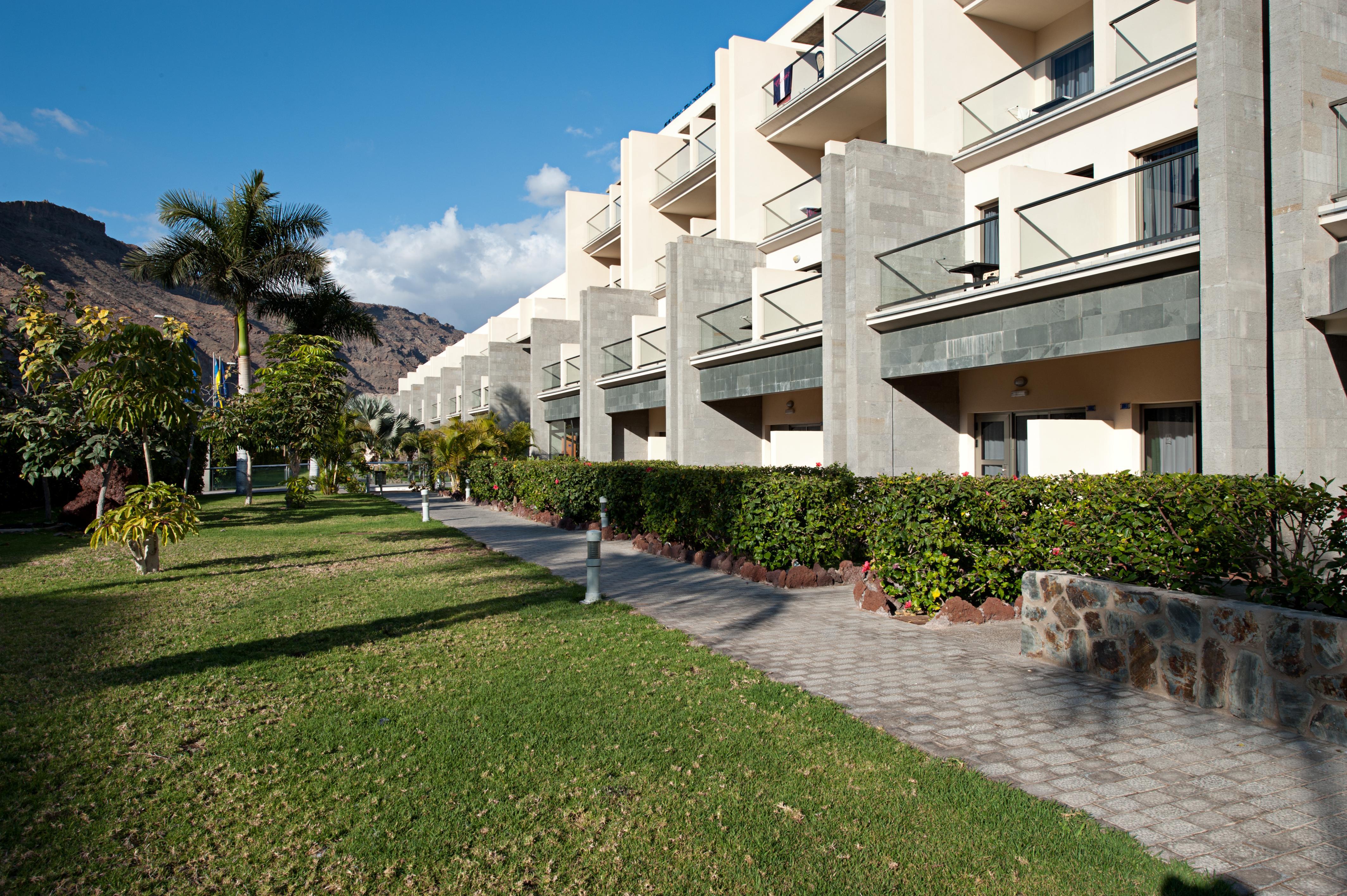 Hotel Livvo Costa Taurito & Aquapark (Adults Only) Dış mekan fotoğraf